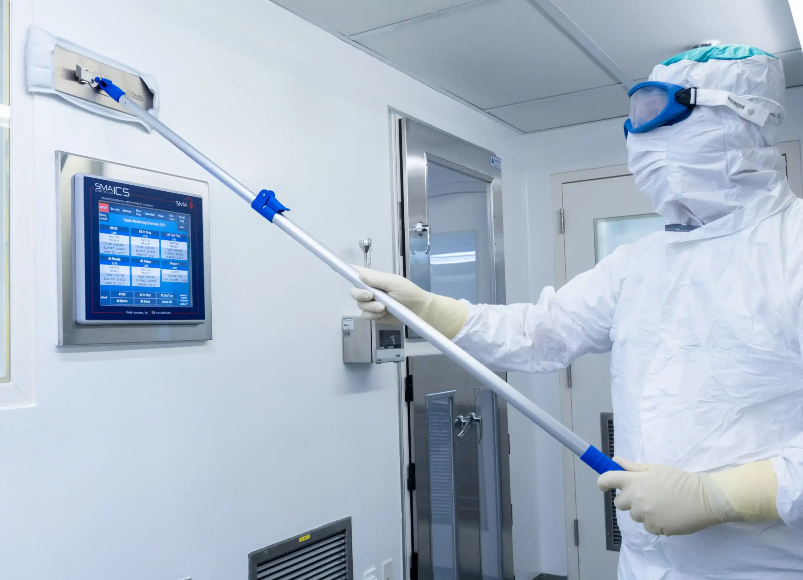 Precise Cleaning and Disinfection from Top to Bottom